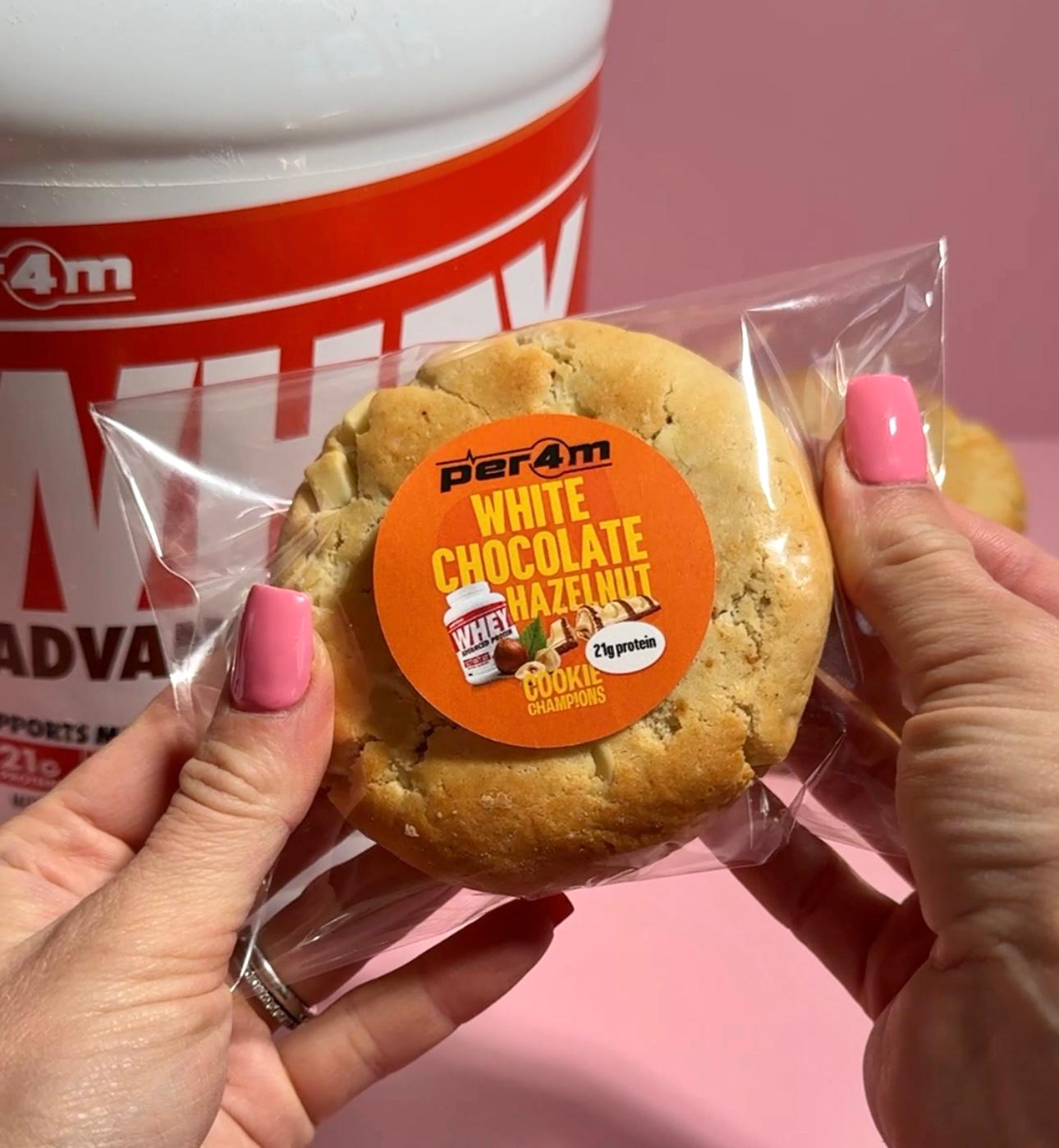 WHITE CHOCOLATE HAZELNUT PROTEIN COOKIE